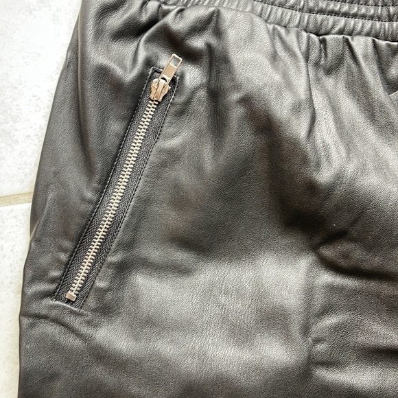 SALE!! Diva Plus Eloquii Faux Leather Wide Cropped Pants - Picture 2 of 6